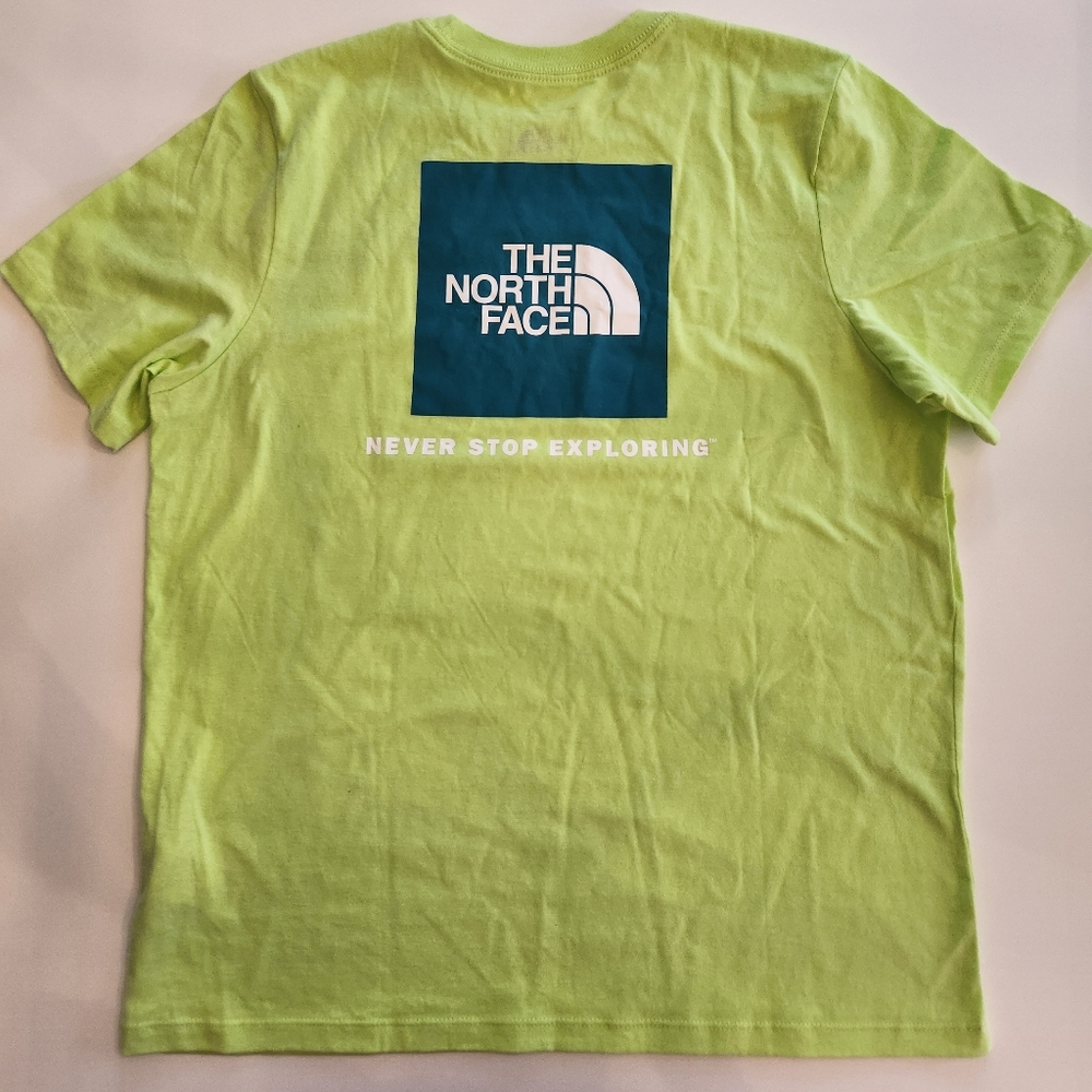North Face t-shirt | women's size large | NWOT